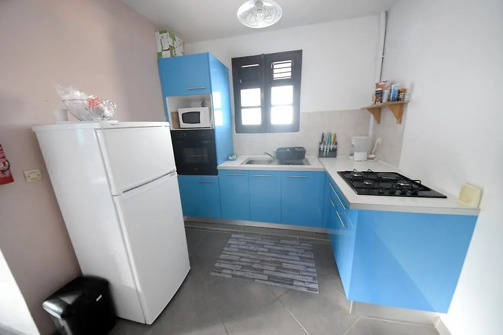 Residence Fruit De La Passion Bleu Sainte-Anne 0*,